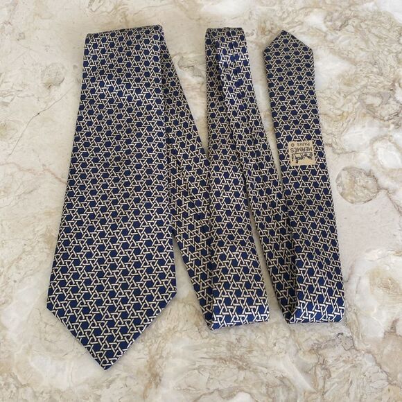 Hermes 100% Silk Tie Geometric Pattern - Picture 7 of 8